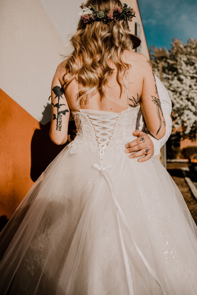 Can a Wedding Dress be made Larger?