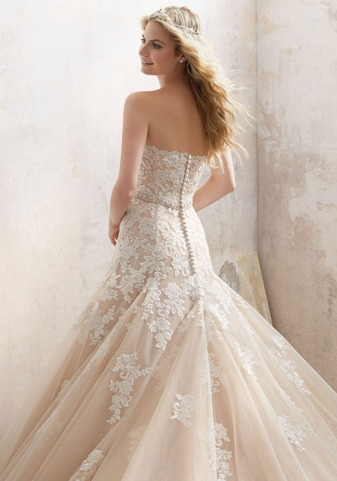 C / Morilee 8101 Size 14