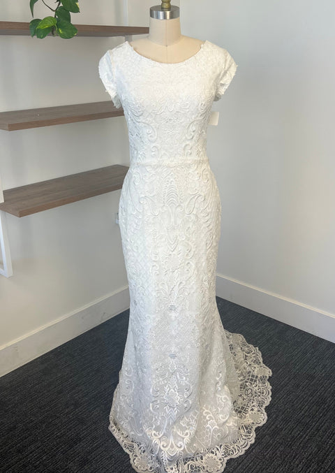 B / Lis Simon Jude Size 14