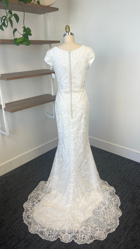 B / Lis Simon Jude Size 14