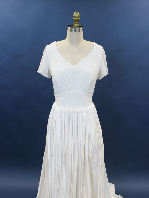 B / Chic Nostalgia Opal Size 10