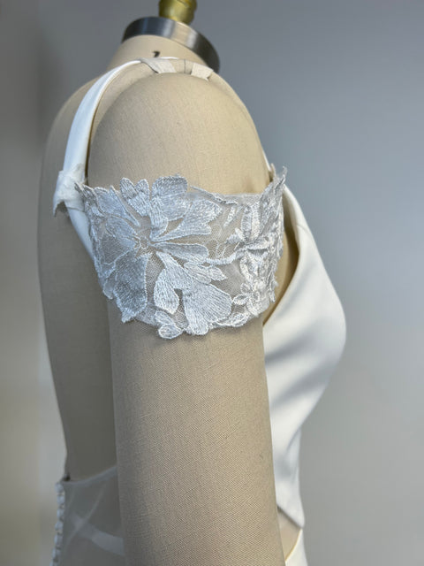 S / Lace Cap Sleeve 001