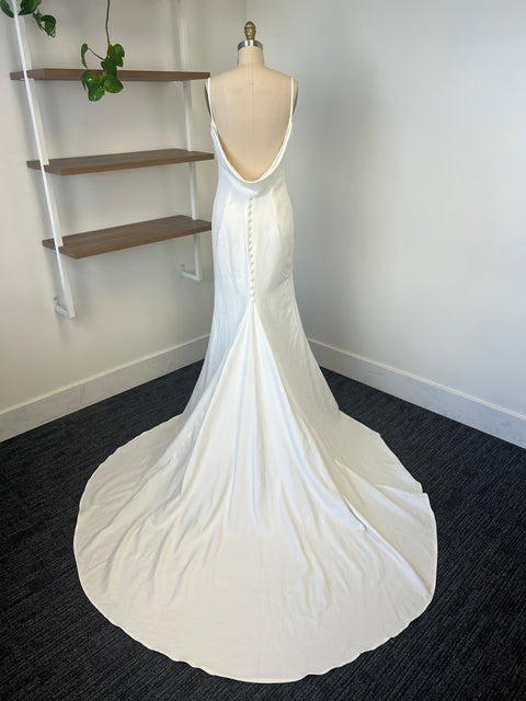 C / MG001 Size 6