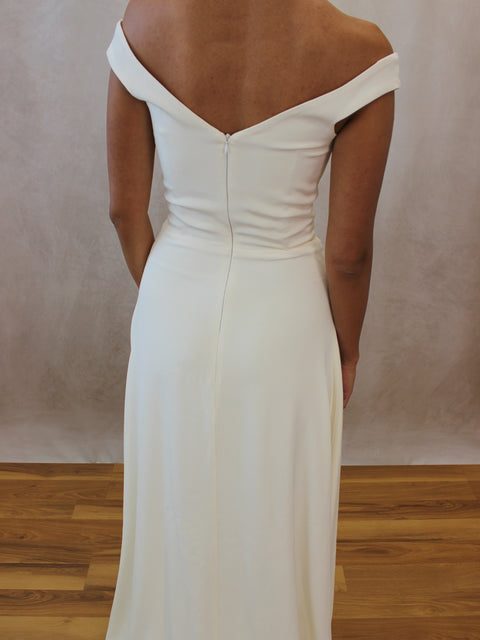 B / Sarah Seven Bianca Size 2
