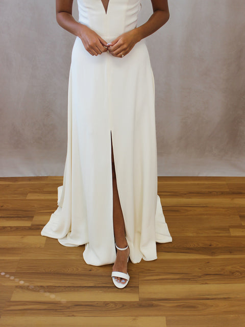 B / Sarah Seven Bianca Size 2