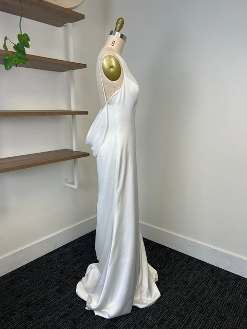 B / Theia Cardamom Size 10