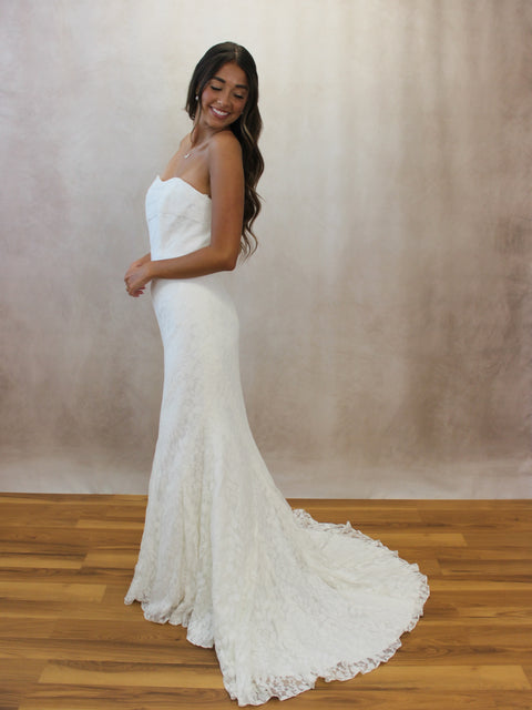A / Galina WG3381 223087 Size 4