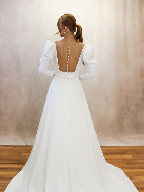 A / Pronovias Privee Donatella Size 6
