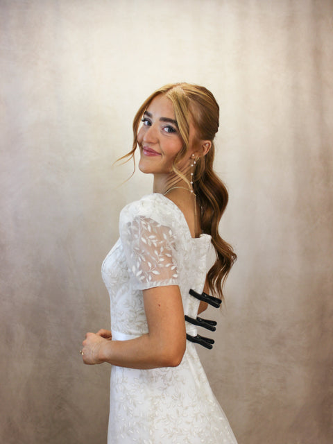 C / Lotus Threads Leaf Size 4