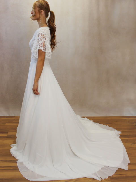 B / Evelyn Bridal Gwyneth Size 2