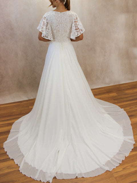 B / Evelyn Bridal Gwyneth Size 2