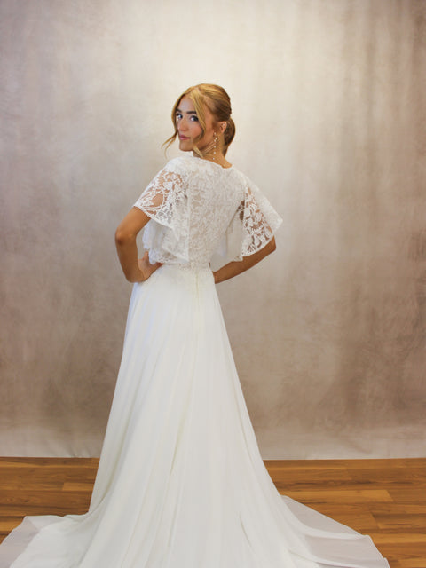 B / Evelyn Bridal Gwyneth Size 2