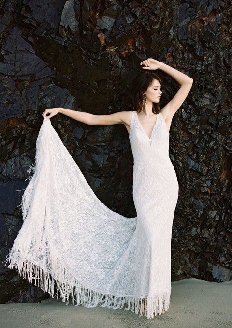 B / Wilderly F120 Size 10