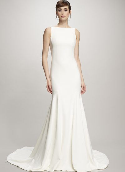 B / Theia Devon Size 12