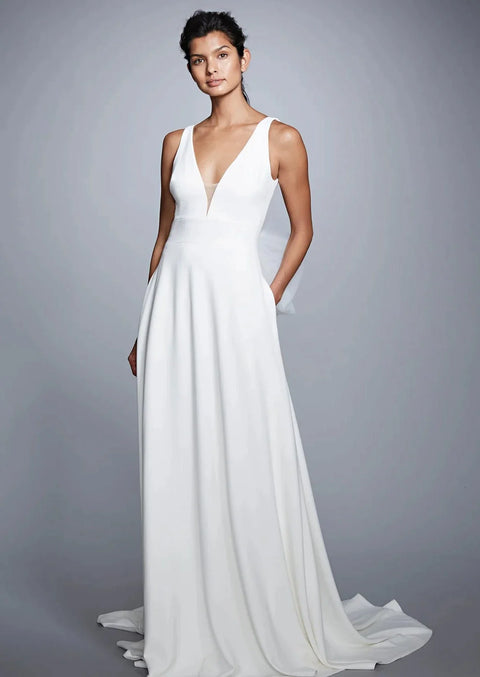 A / Theia Byrony Size 10