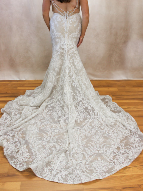 A / Martina Liana 1348 Size 14