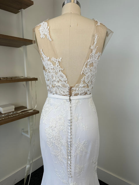 C / Pronovias Vincente Size 8