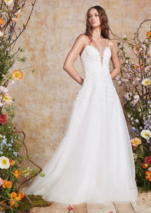 A / Theia Periwinkle Size 8