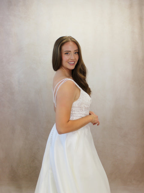 A / Lavish Catherine Size 14