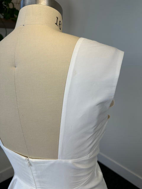 C / Sarah Seven Sabrina Size 16