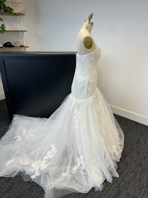 C / Enzoani Georgia-D Size 12