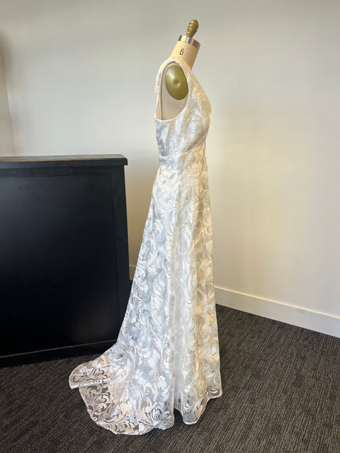 C / Lotus Thread 83100 Size 18