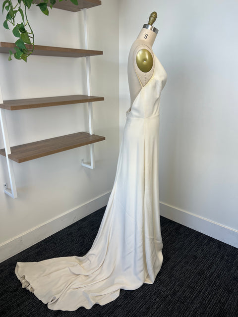 C / Alexandra Grecco Prisma Size 8