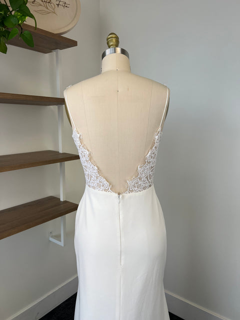 C / Sarah Seven Tulum Size 8