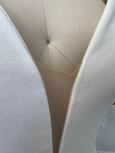 B / Valencia Vega Vaughn Size 8