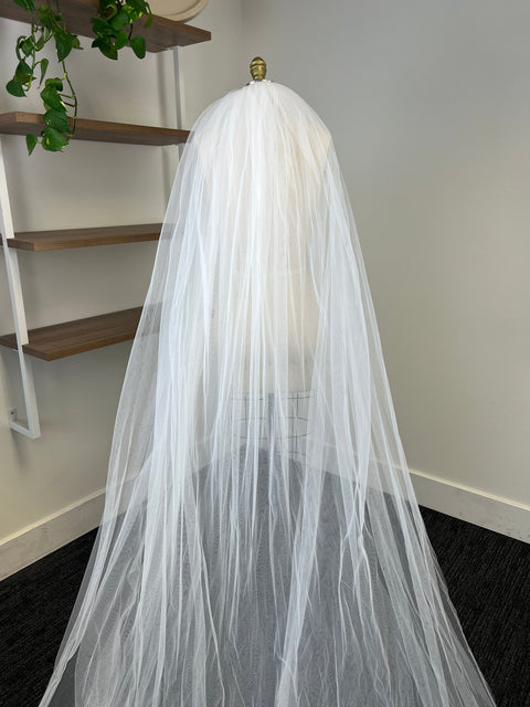 VEIL / L'amour and Lace 41V