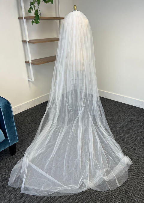 VEIL / L'amour and Lace 41V