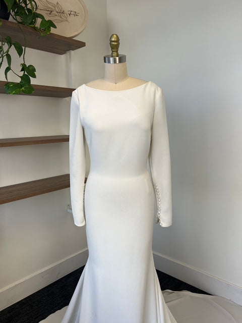 C / Pronovias Ivania Size 8
