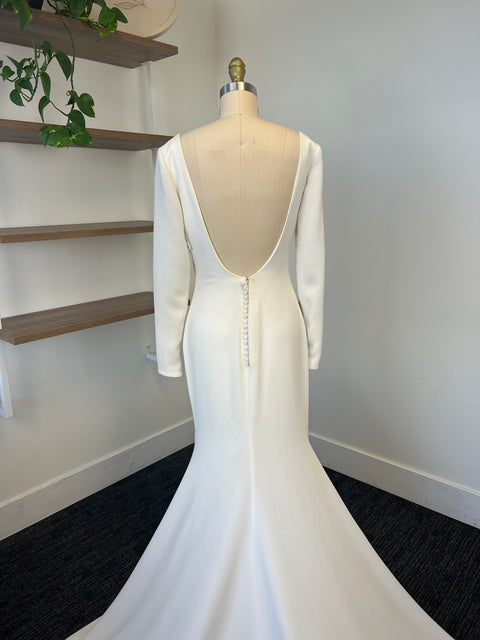 C / Pronovias Ivania Size 8