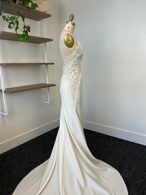 C / Tara Keeley 2762 Size 10