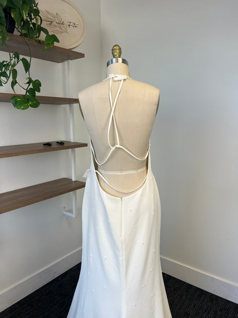 B / Sarah Seven Guiliana Size 8