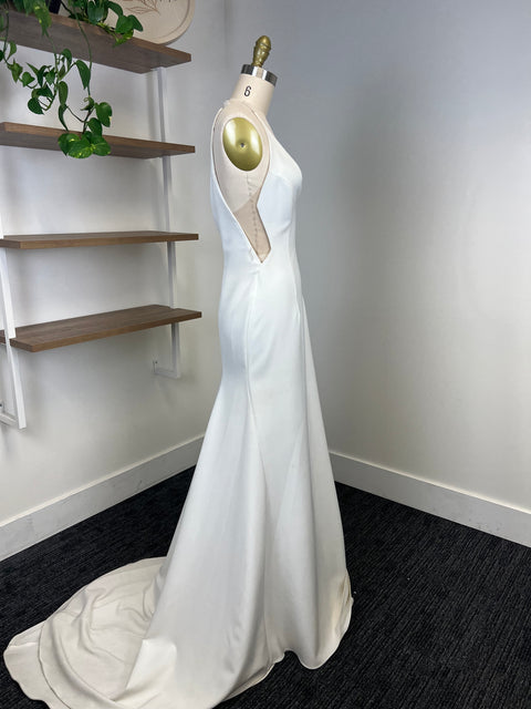 B / Sarah Seven Giovanna Size 8
