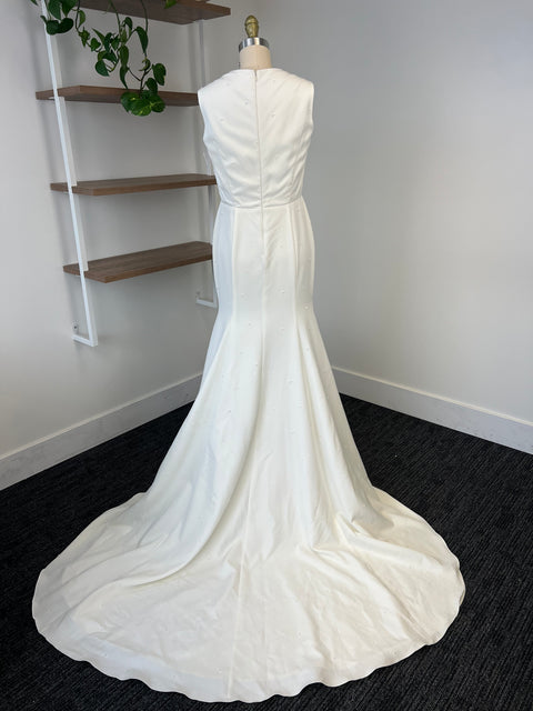 B / Sarah Seven Leona Size 8