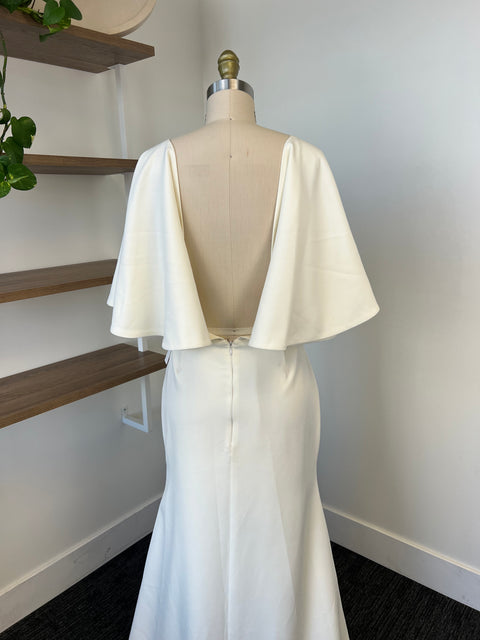 B / Sarah Seven Kennedy Size 10