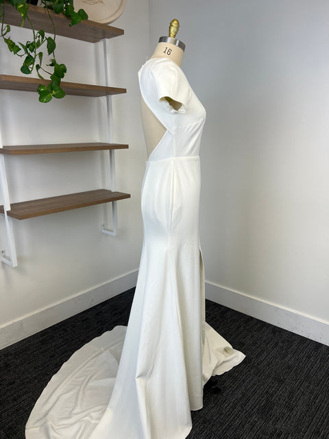 B / Sarah Seven Christi Size 14