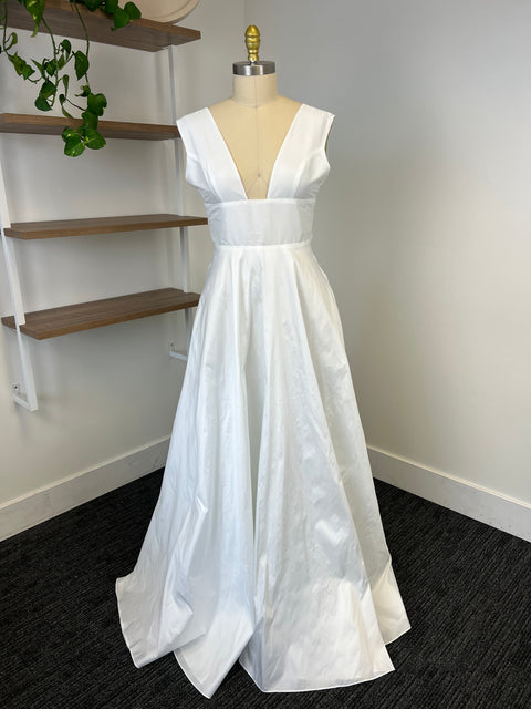 C / Sarah Seven Sabrina Size 14