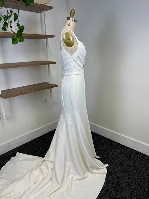 A / Louvienne Matteo Size 8