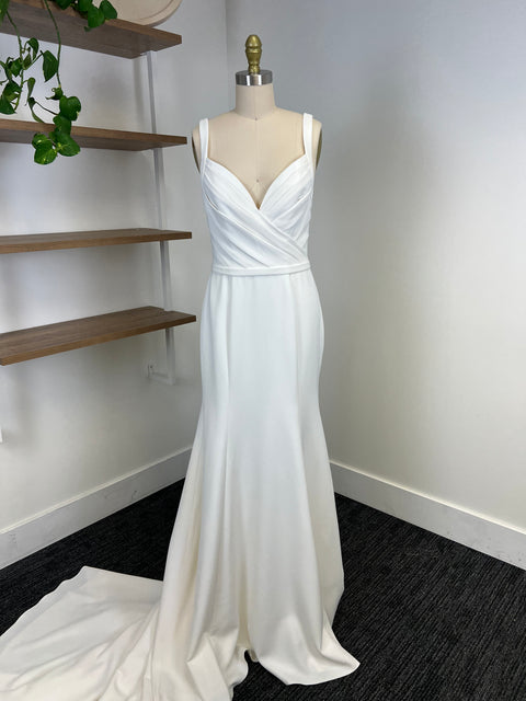 A / Louvienne Matteo Size 8