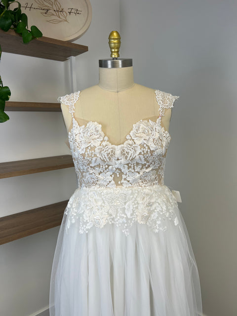 C / Desiree Hartsock Flora Size 14