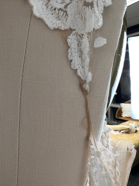 C / Desiree Hartsock Flora Size 8