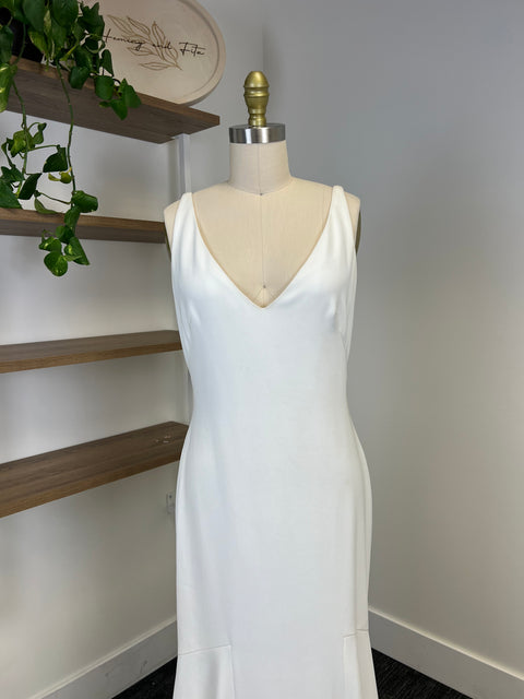 B / Theia Lynda Size 8