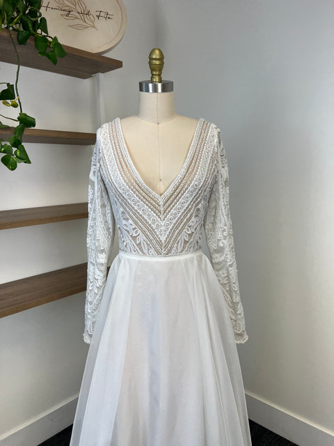 C / Flora Claudia Size 8