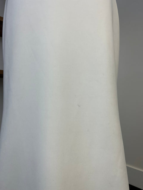C / Theia Lotus Size 8