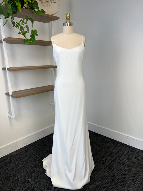 B / Theia Primrose Size 10