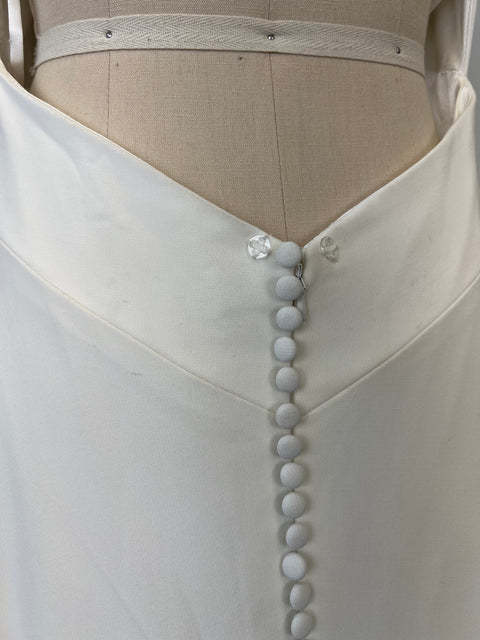 B / Theia Byrony Size 10
