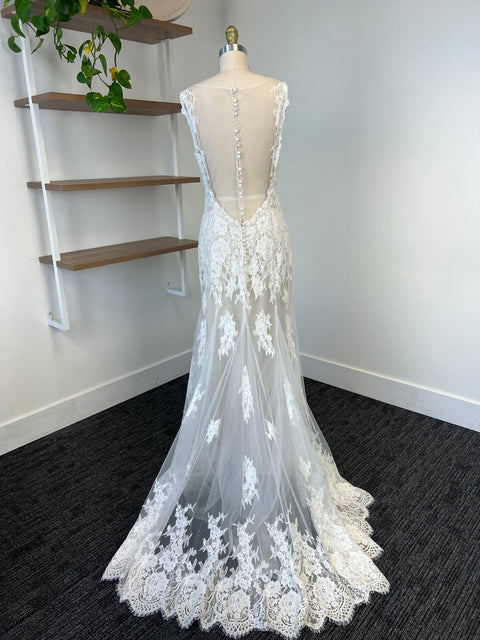 C / Wtoo Francine Size 10